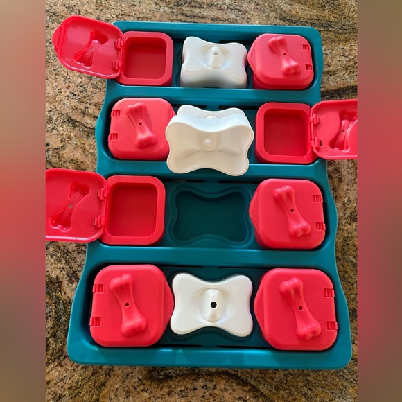 Outward Hound Interactive Dog Puzzle Brick Treat Flip Lid Enrichment Busy Toy - Picture 2 of 11